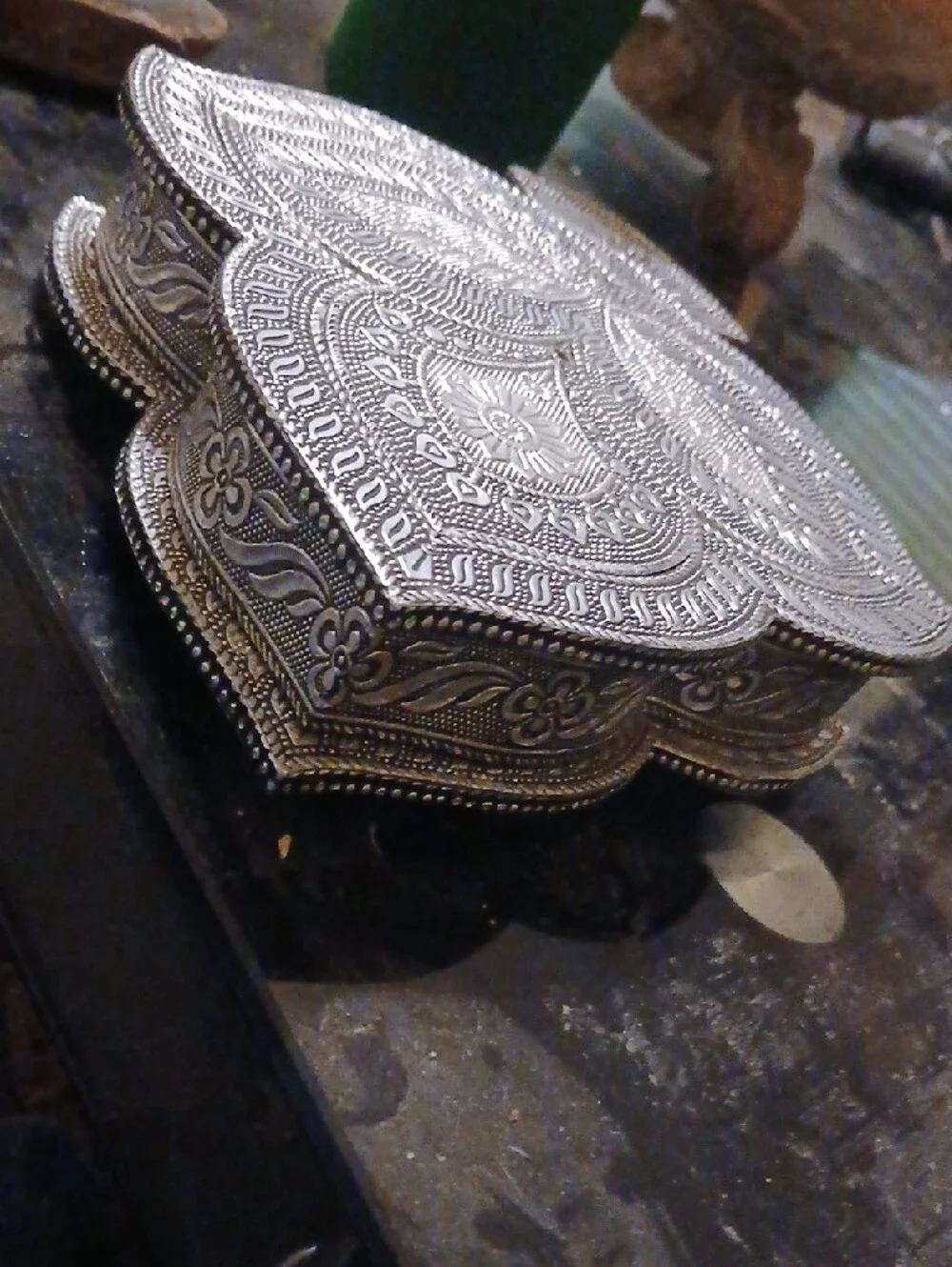 Ornate Leaf-Shaped Embossed Metal Trinket Box - Silver Tone,9x8in.